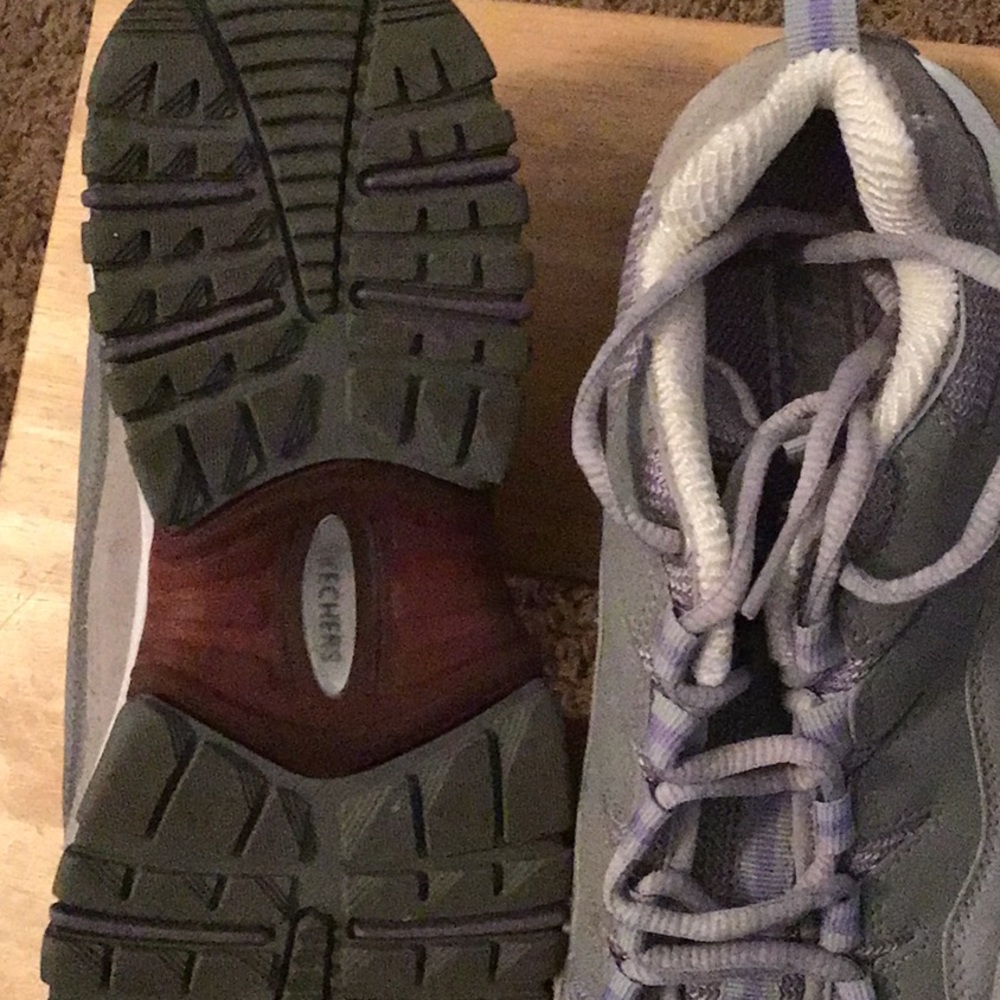 Shoes - Picture 2 of 3